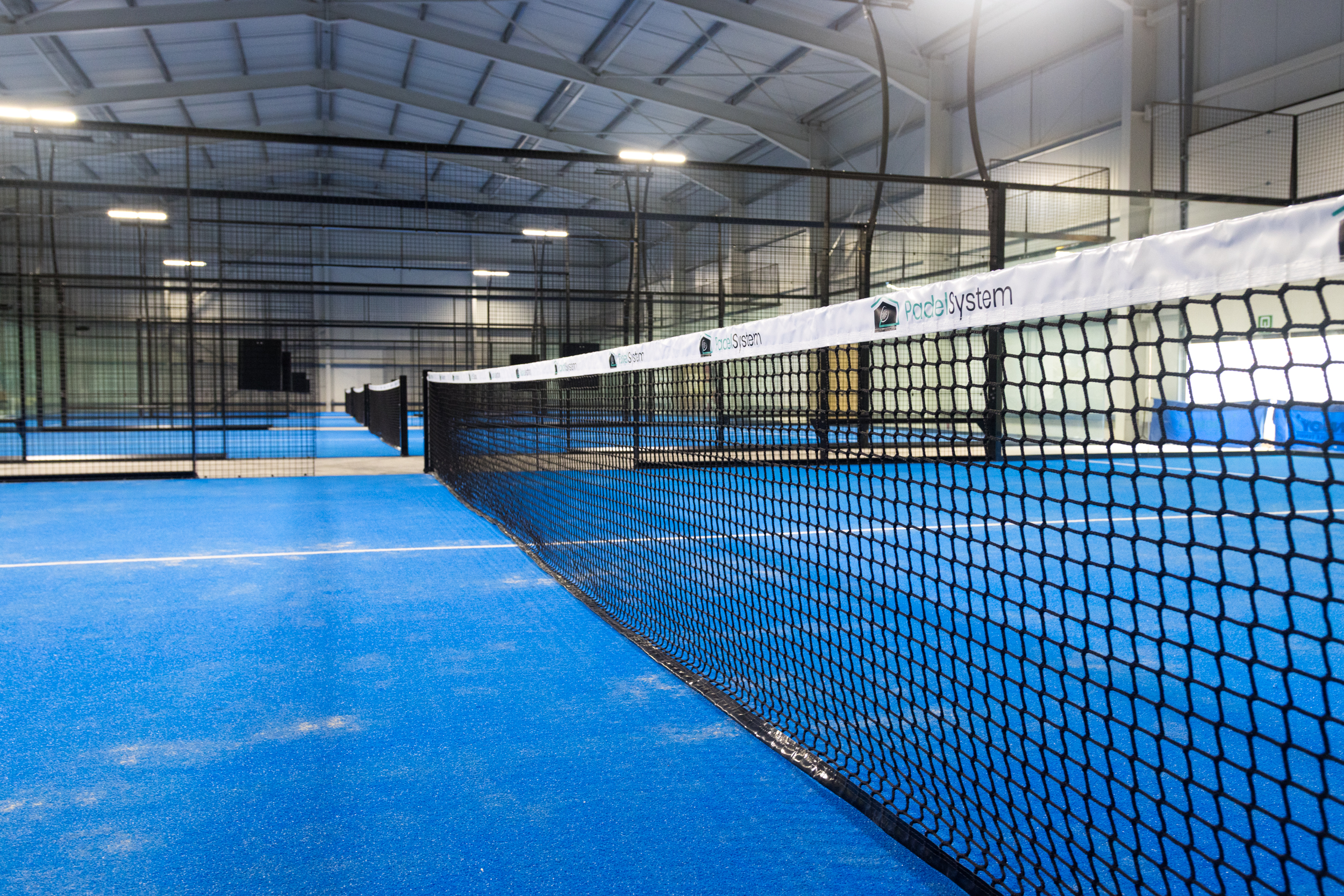 Terrain indoor 2 — Pulse Padel Wavre